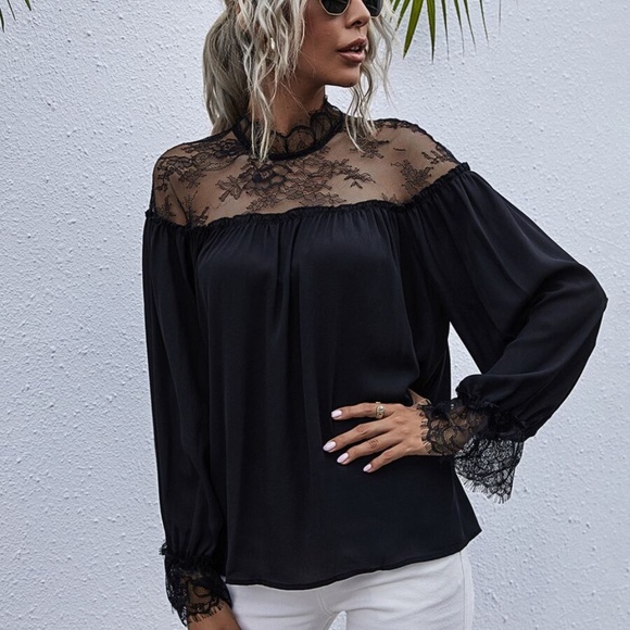 Boho black lace detail oversized floral top - Picture 4 of 5